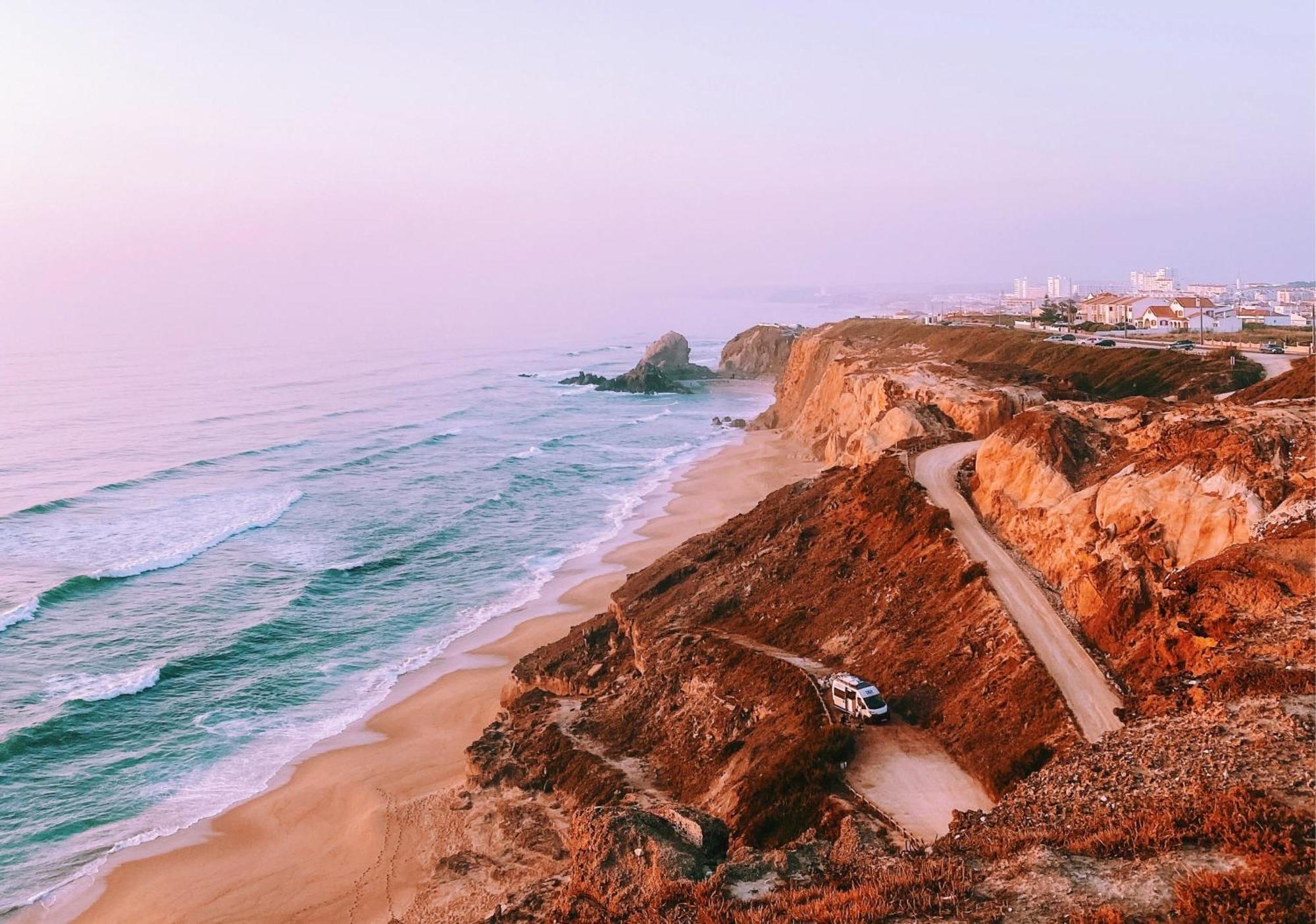 Cliff Surf House Vandrerhjem A dos Cunhados Eksteriør bilde